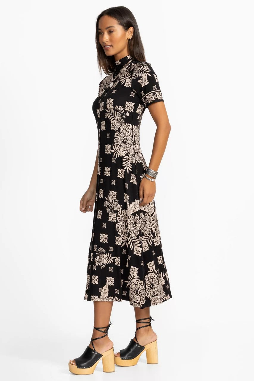 Johnny Was THE JANIE FAVORITE SHORT SLEEVE SEAMED MOCK NECK DRESS