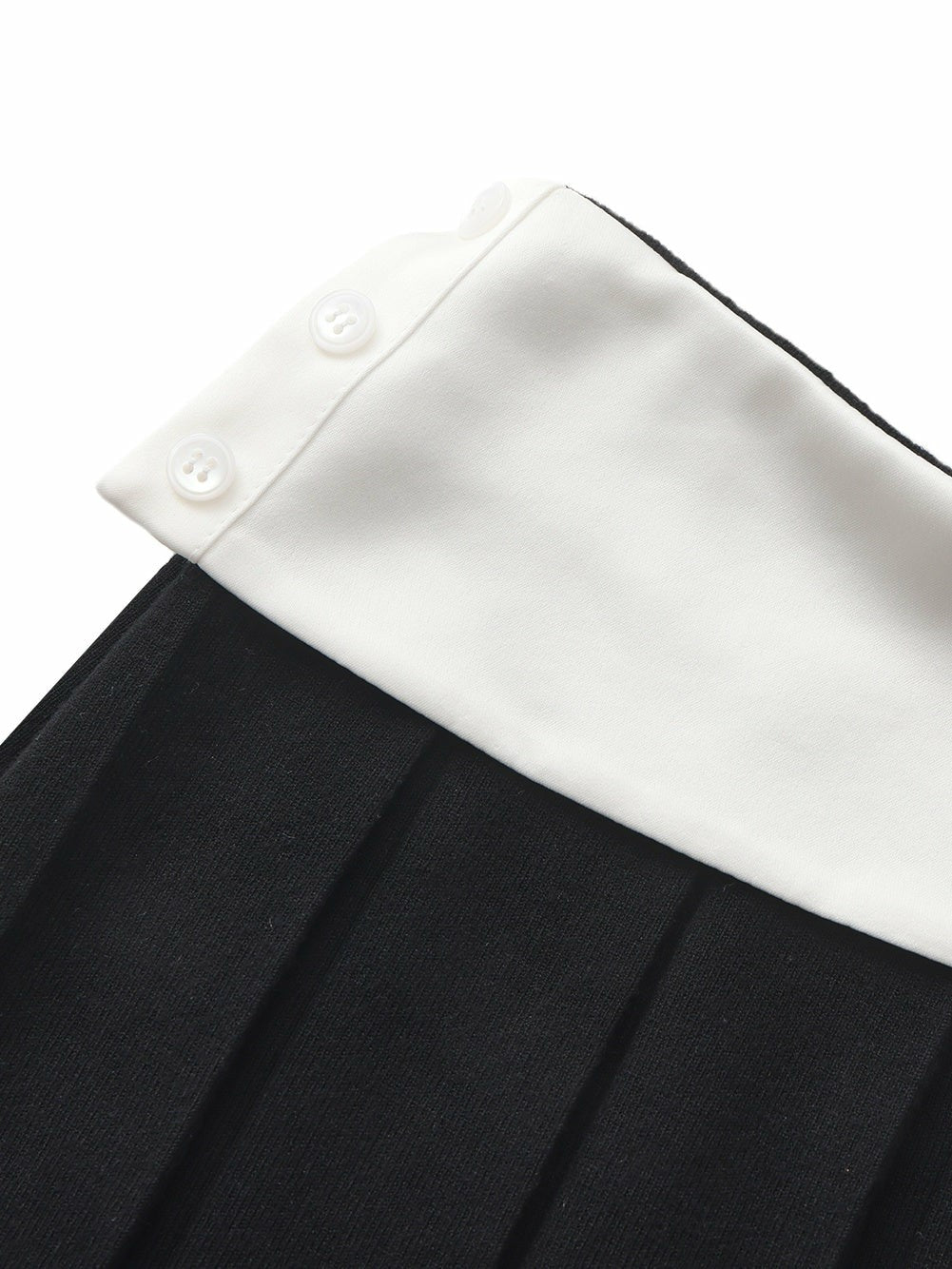 Claudette Contrast Waist Pleated Black Mini Skirt | Nana Jacqueline