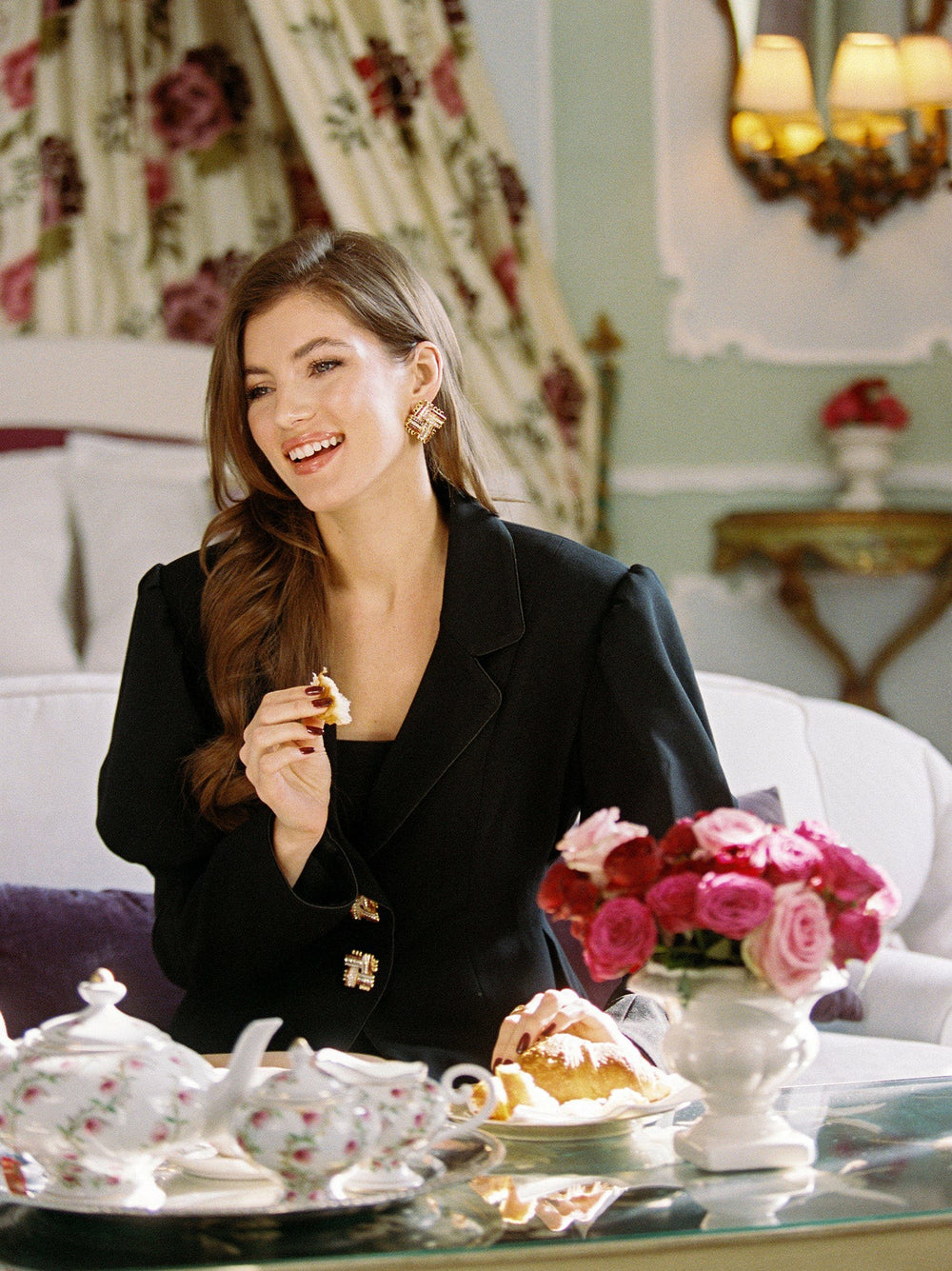 Ilana Blazer: Black Blazer for Cocktail Party | Nana Jacqueline