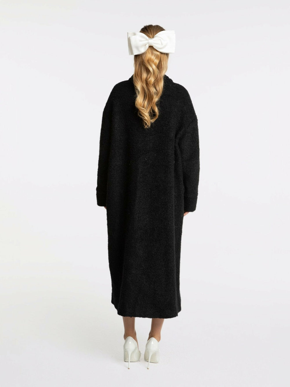Elsa Coat: White Coat for Resort Travel | Nana Jacqueline