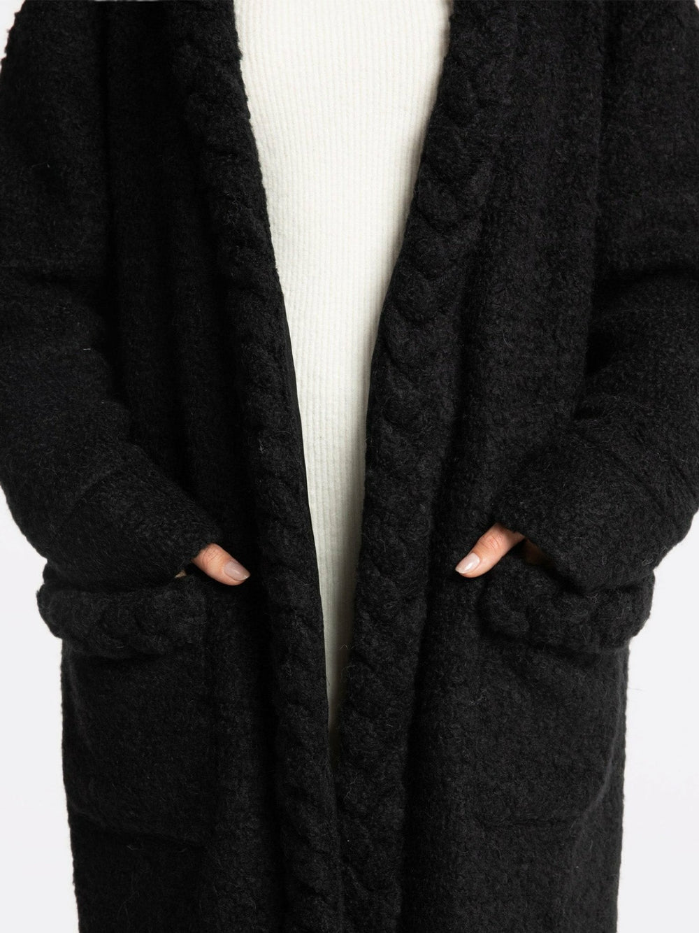 Elsa Coat: White Coat for Resort Travel | Nana Jacqueline