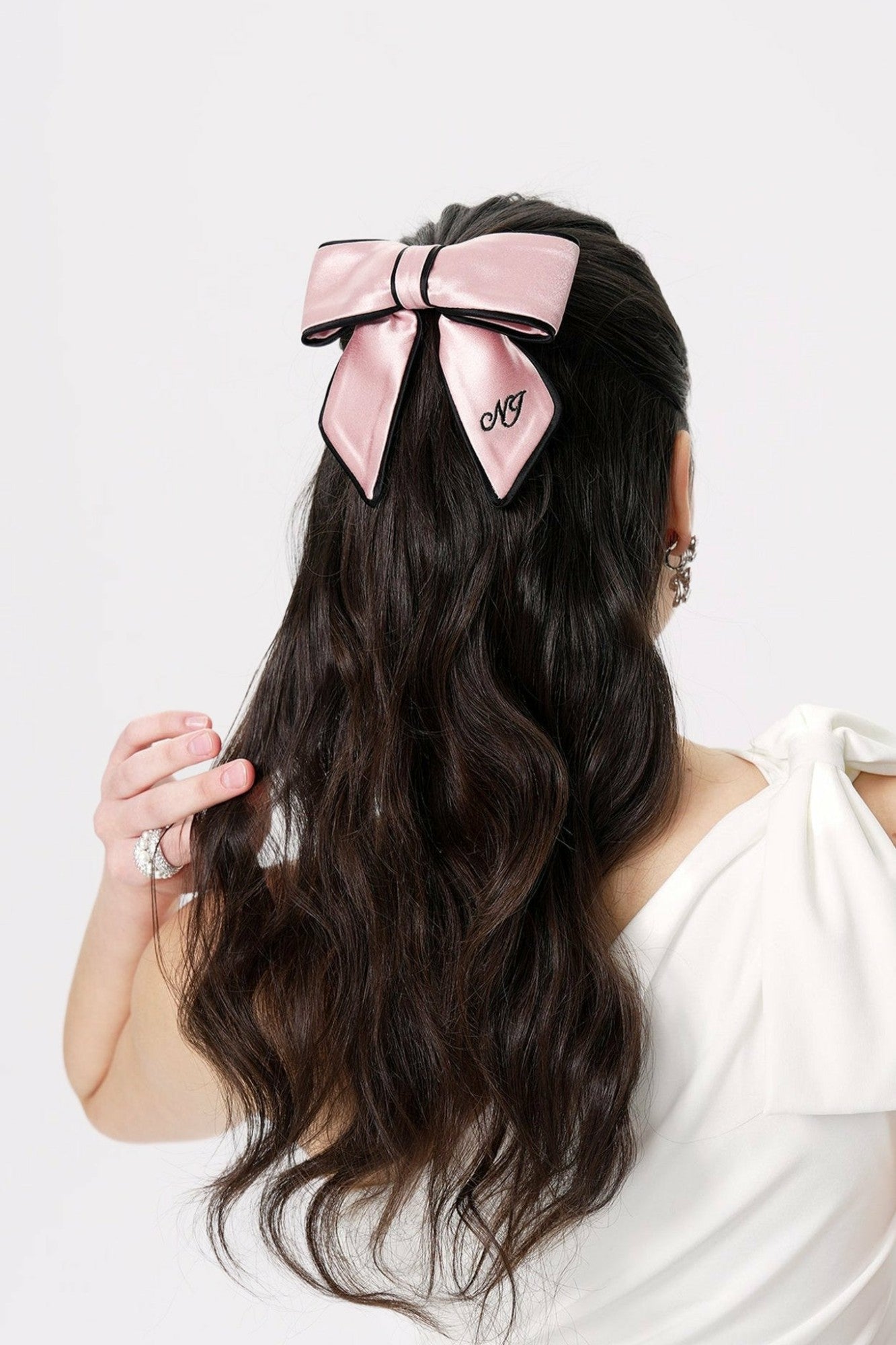 Marlene Bow: Pink Hair Bow for Party | Nana Jacqueline