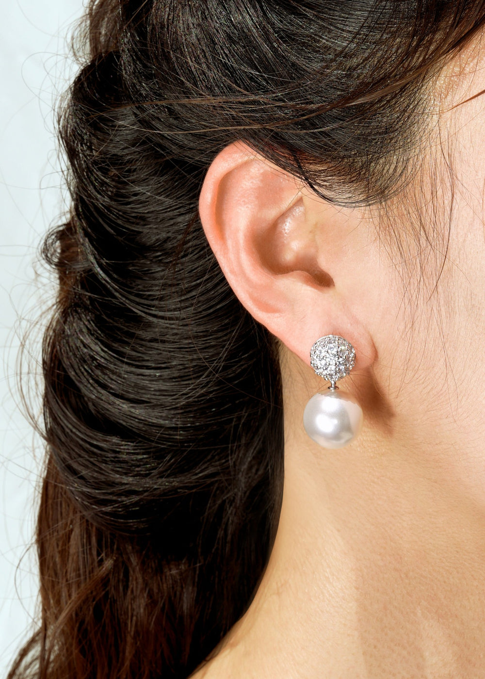 Evie Pearl Earrings: White Pearl Earrings for Bridal Shower | Nana Jacqueline