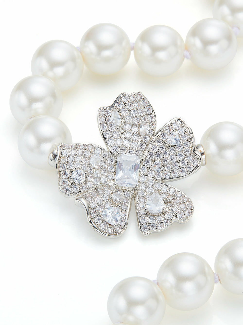 Bellina Floral Pearl White Necklace | Nana Jacqueline