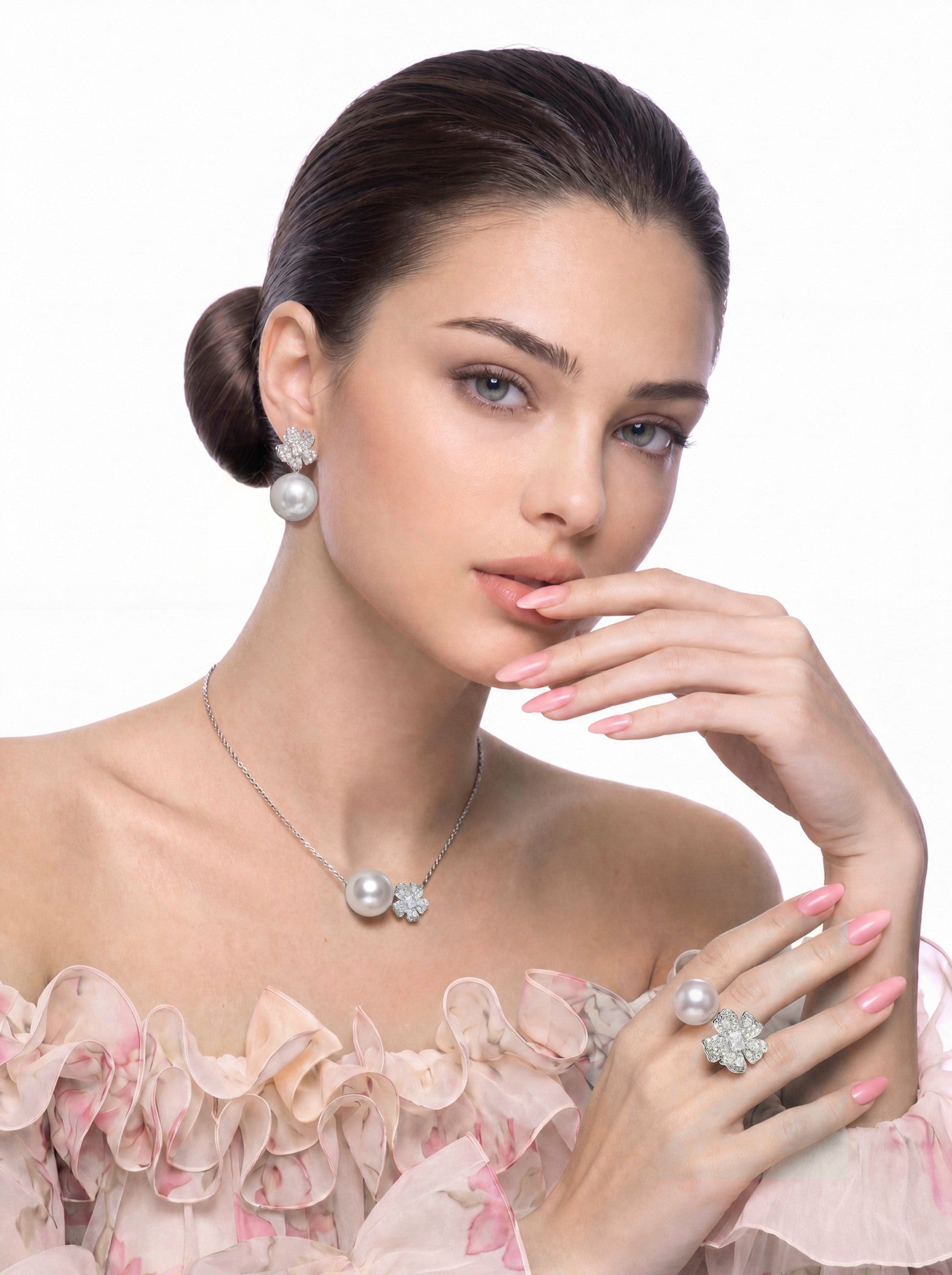 Lovelle Floral Pearl White Necklace | Nana Jacqueline