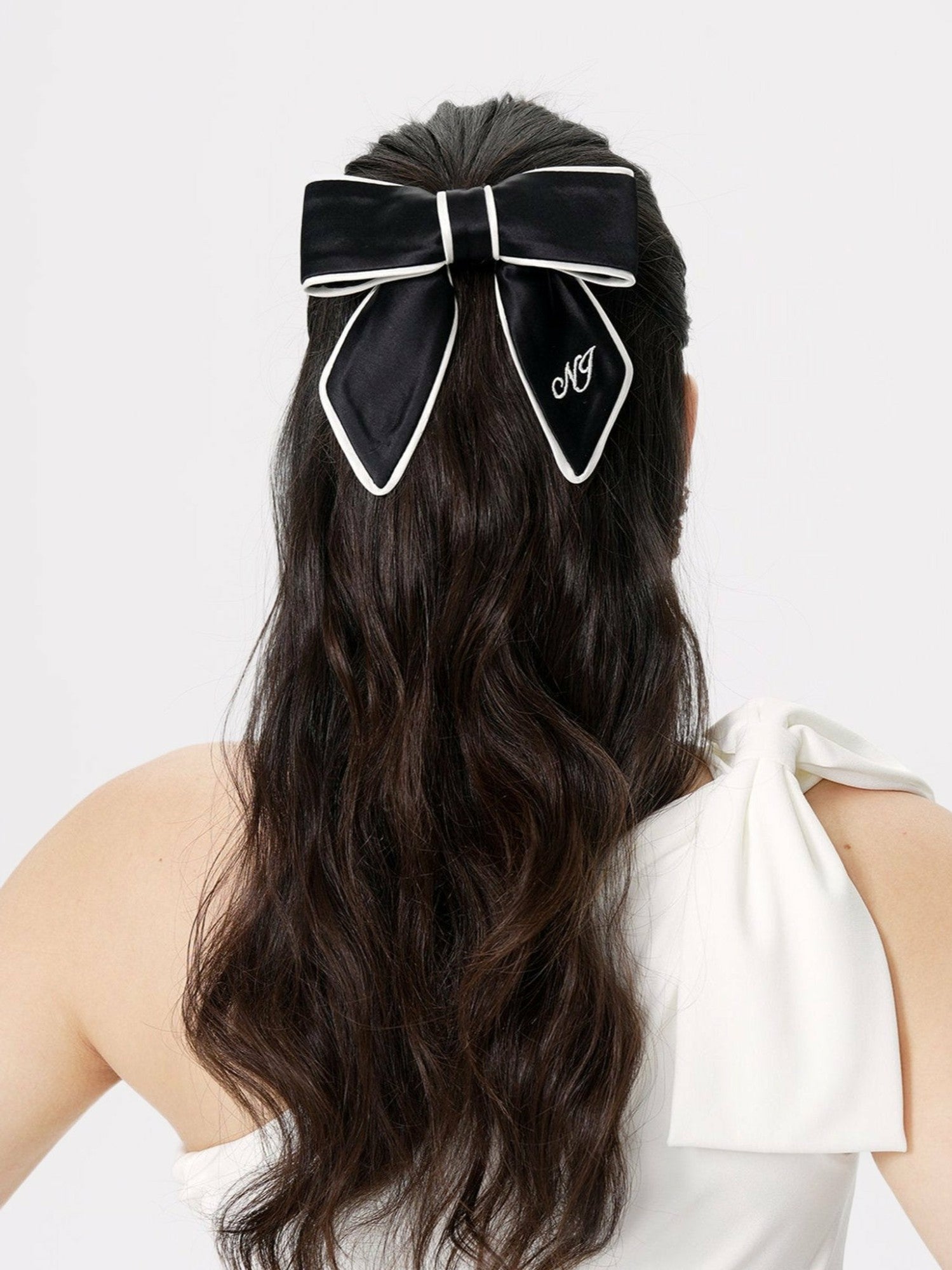 Marlene Bow: Black Hair Bow for Party | Nana Jacqueline