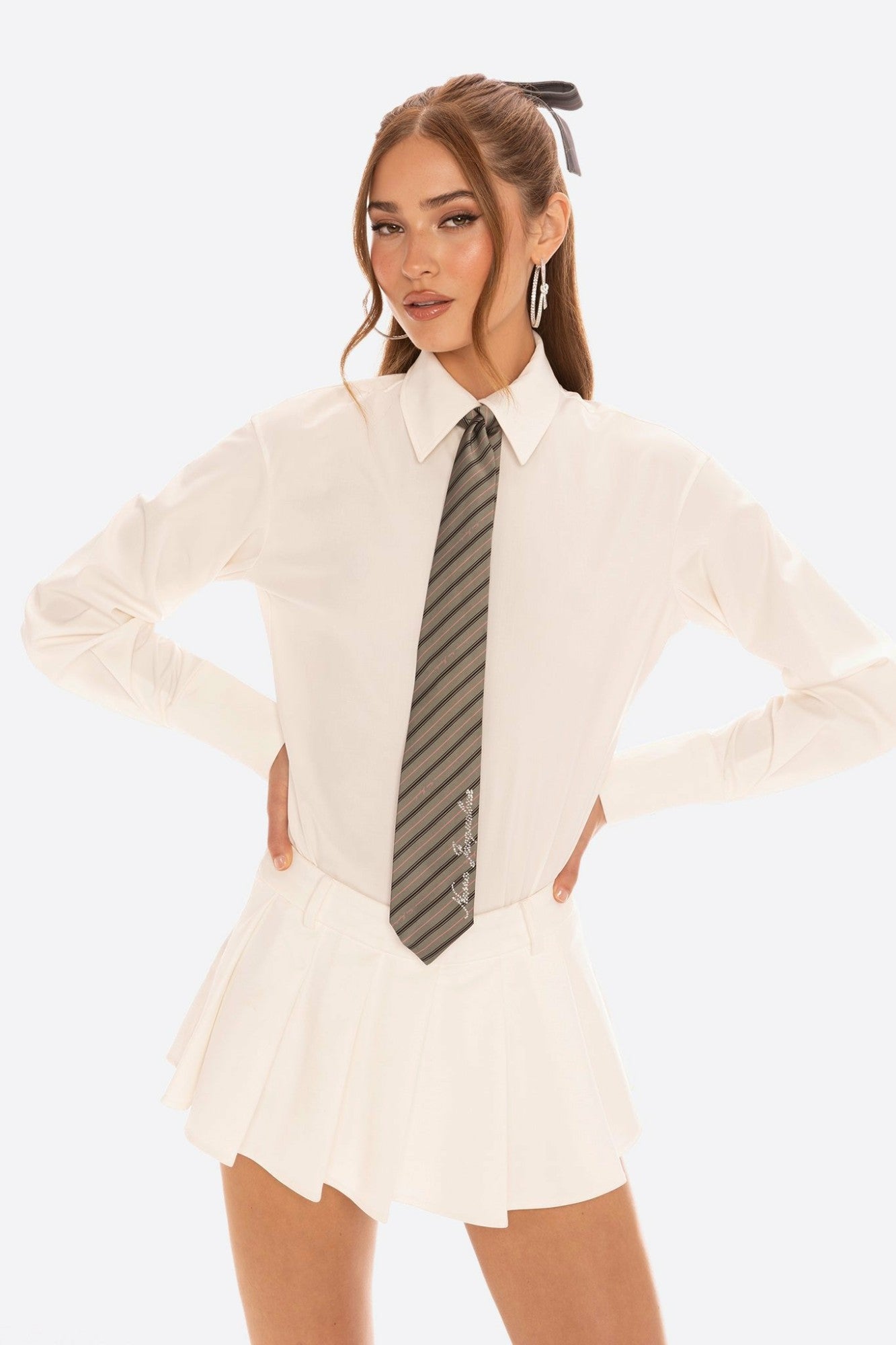 Amber Tie: Gray Tie for Preppy Outfit | Nana Jacqueline