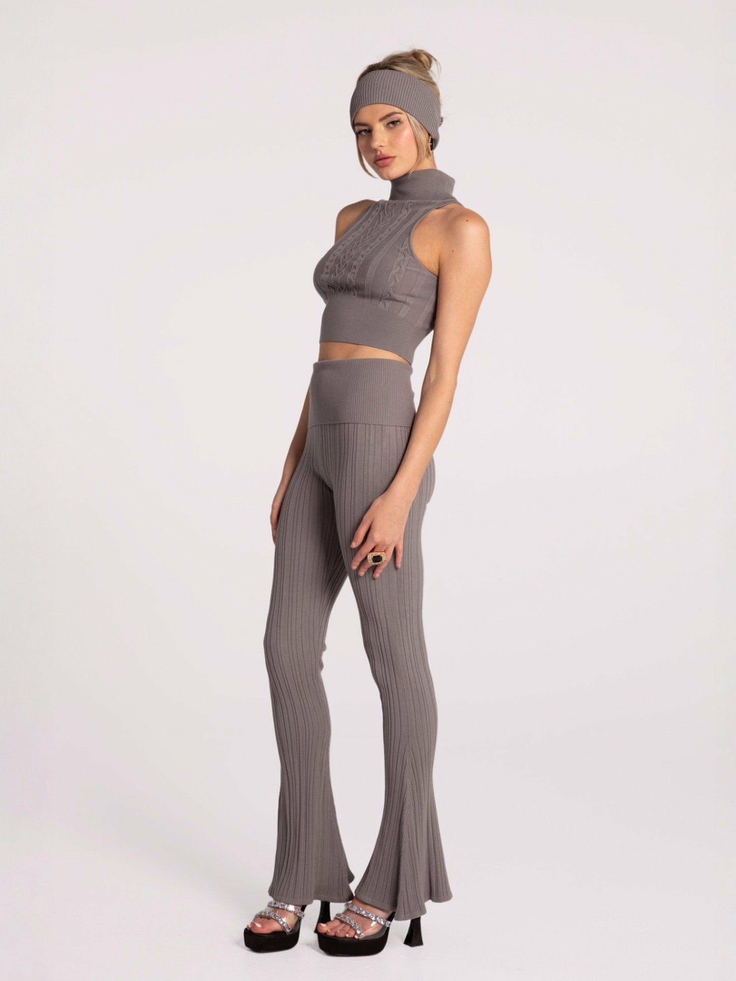 Morgan Pants: Grey Pants for Brunch | Nana Jacqueline